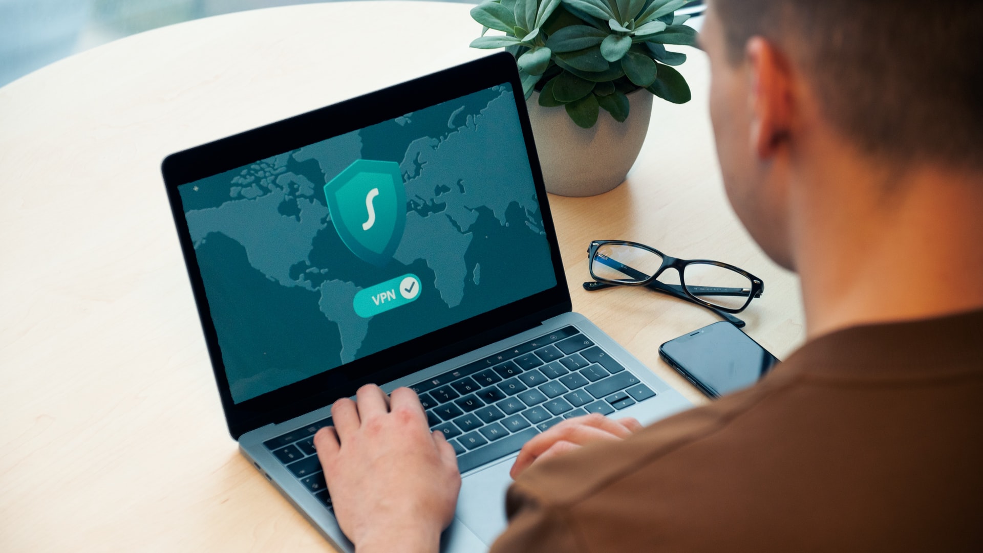 5 причин почему использование VPN выгодно